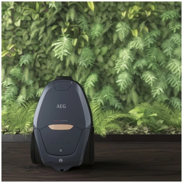 جاروبرقی آاگ مدل VX82-1-5DB